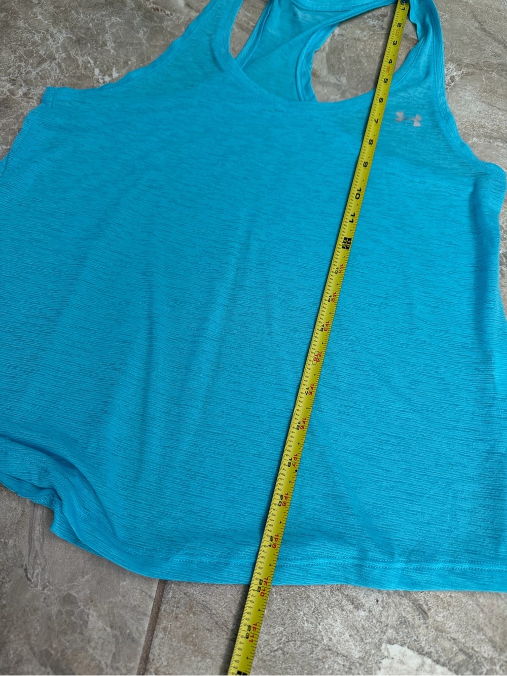Set of 2 Women's Dri-Fit Tank Tops - Nike and Under Armour - Picture 11 of 12